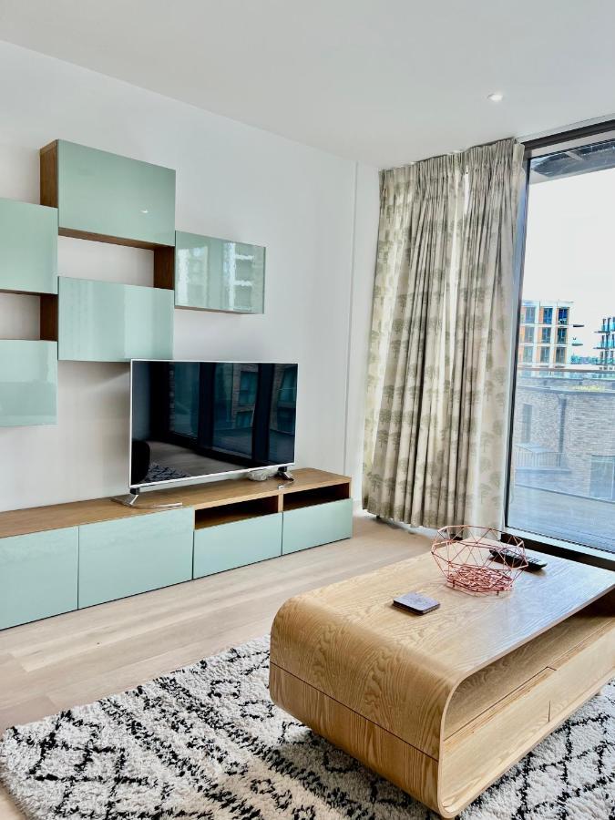 Luxury 2 Bedroom 2 Bathroom Apartment - London City Airport Exteriér fotografie
