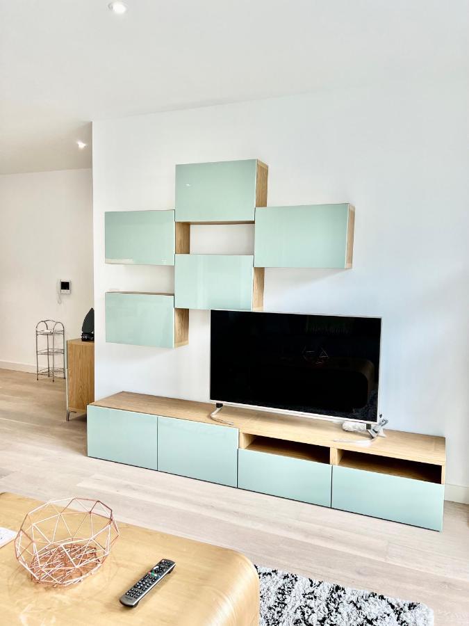 Luxury 2 Bedroom 2 Bathroom Apartment - London City Airport Exteriér fotografie