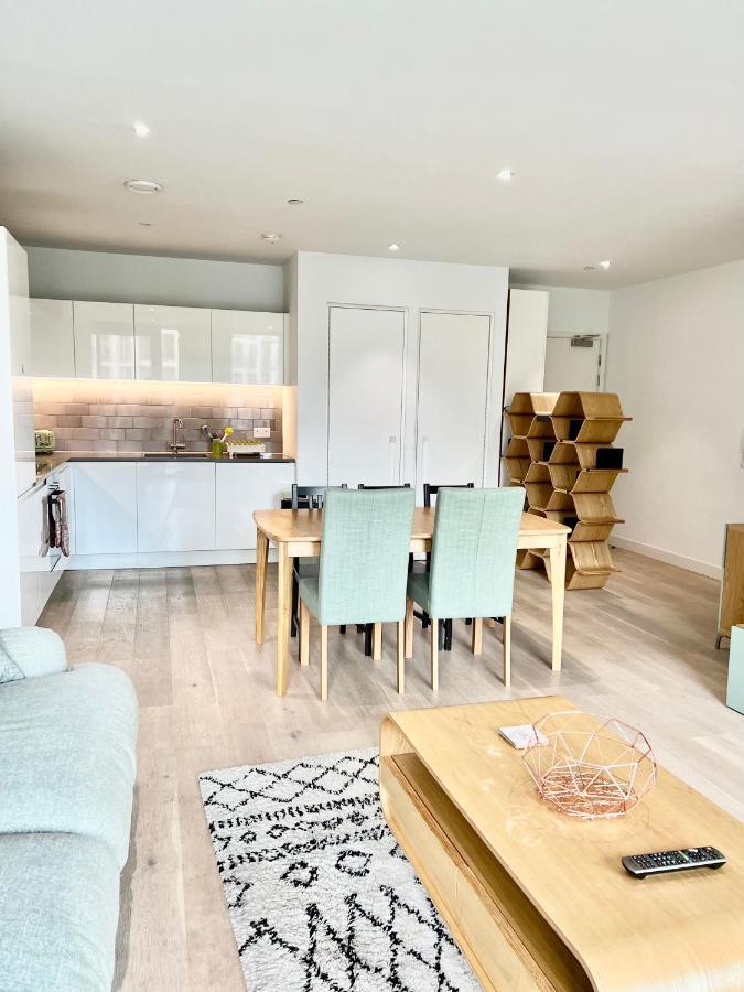 Luxury 2 Bedroom 2 Bathroom Apartment - London City Airport Exteriér fotografie