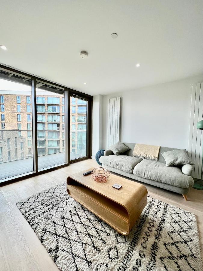 Luxury 2 Bedroom 2 Bathroom Apartment - London City Airport Exteriér fotografie